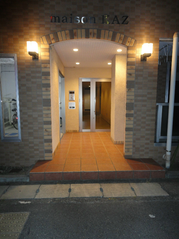 maisonKAZ 098.jpg
