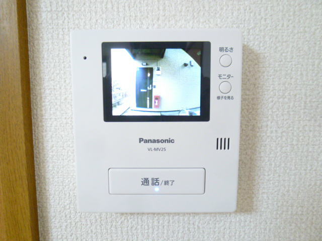 ピエス・カルム 新品モニター付きインターホン付けました！