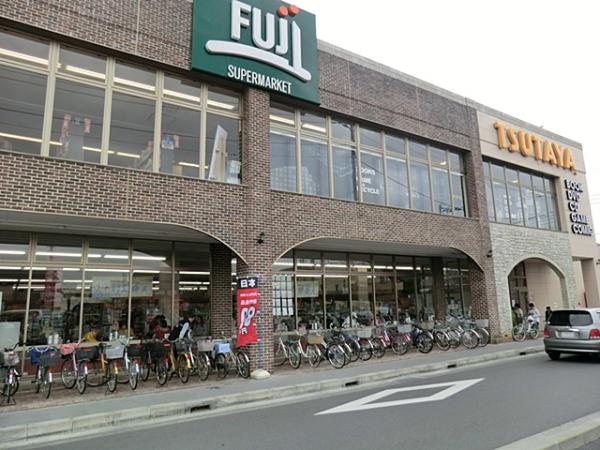 ピエス・カルム スーパー：Fuji寒川店　700m