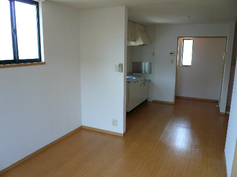 アミスター西湘 窓が多いお部屋です