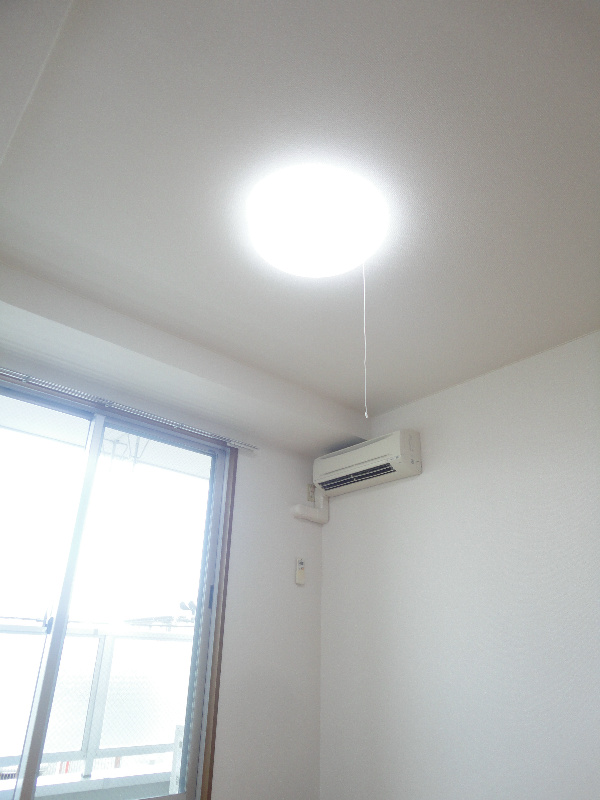 maisonKAZ 照明設置