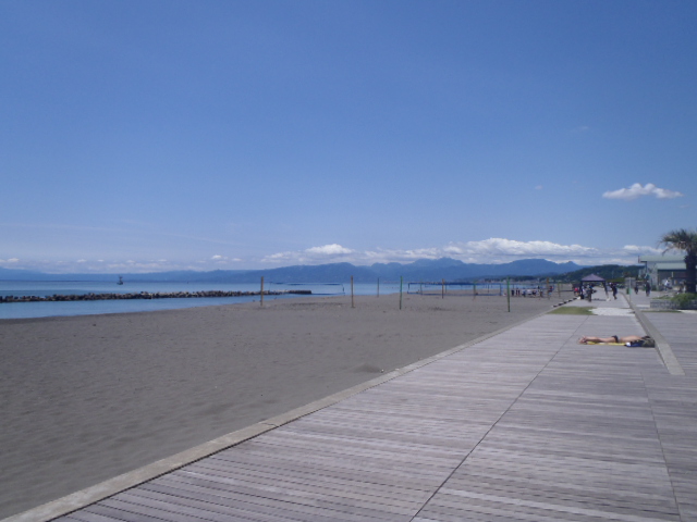 maisonKAZ 海または川：湘南ビーチパークまで徒歩15分　1200m