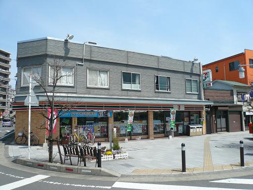 Yビル コンビ二：セブンイレブン平塚南口店　10m
