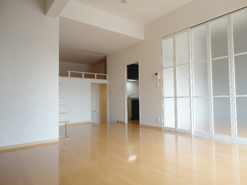 N2K 南向きで明るいお部屋です。