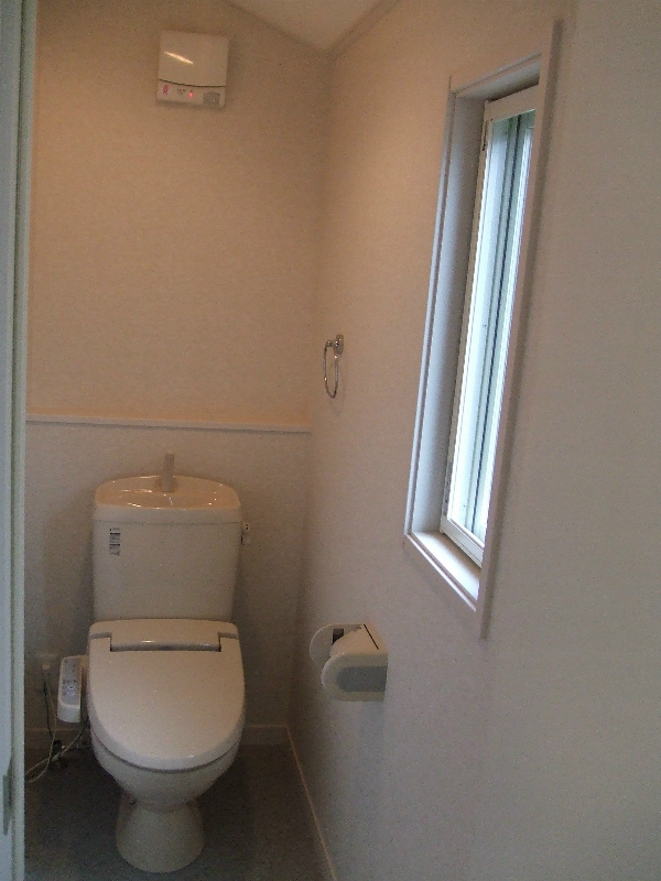 エスポワール昭和Ⅱ もちろんトイレも独立窓あります