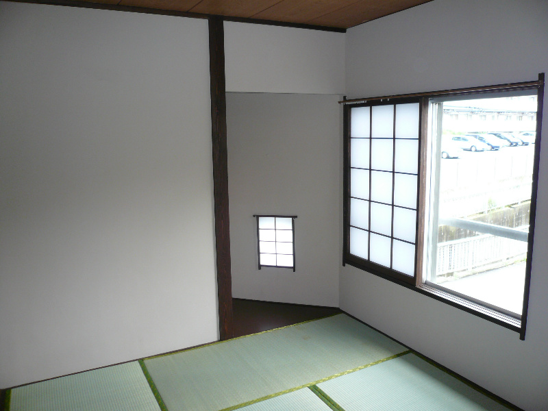 アール志賀 落ち着く和室です