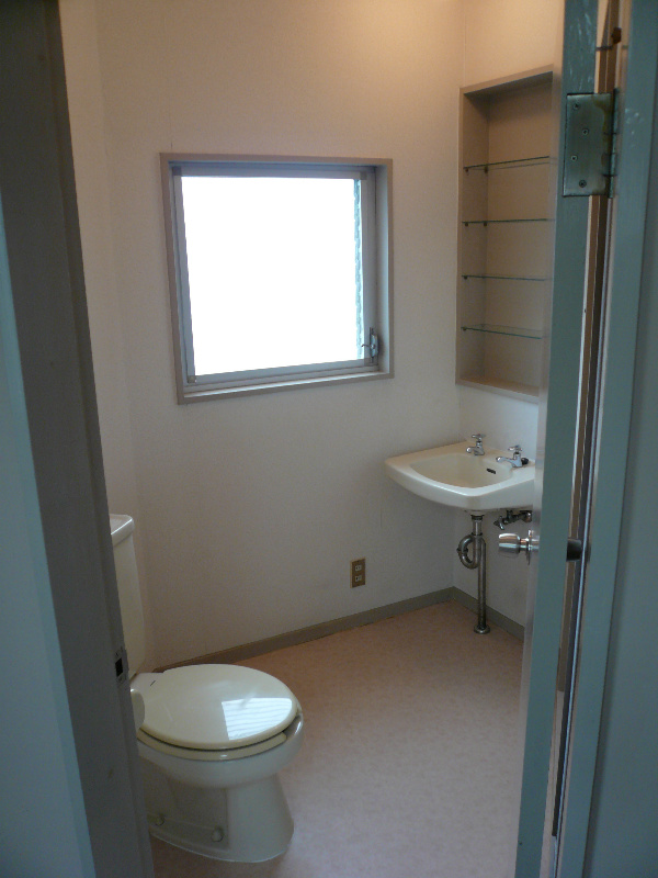 アール志賀 トイレと洗面台は同室です