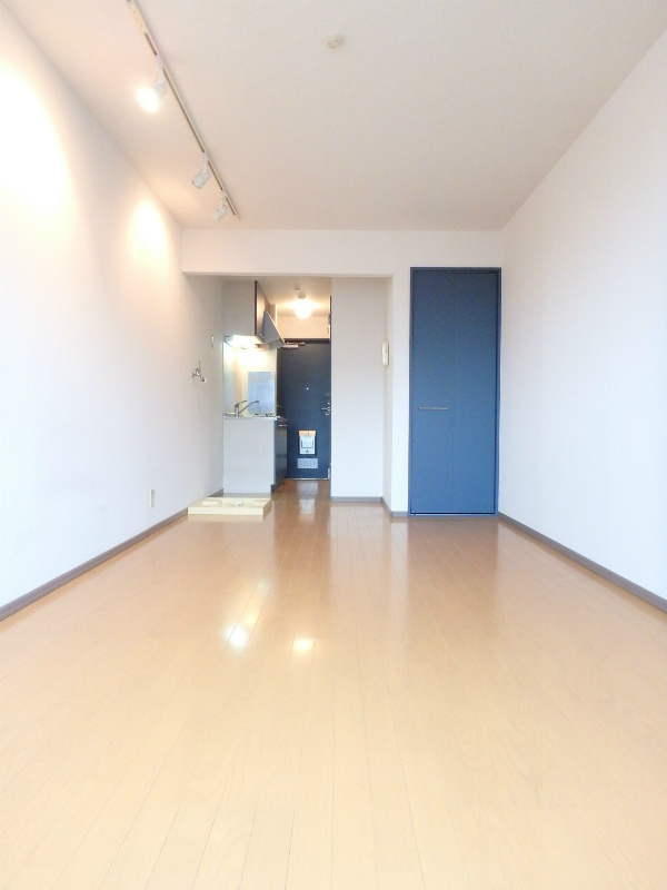 ASTRE クローゼット付き使いやすい間取