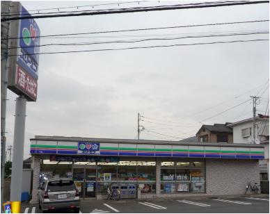 ASTRE コンビ二：スリーエフ泉中田西店　460m