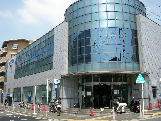 Villa Oaks 銀行：横浜銀行瀬谷支店　450m