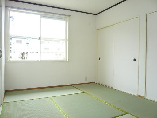 プロビデンスハイムＢ 畳はやっぱり落ち着きます。