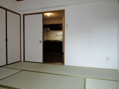 ロータリーライフ石川町 日当たり良好