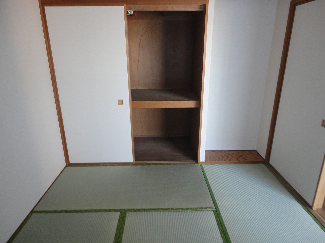 ライオンズマンション鶴見本町通り 落ち着く和室です