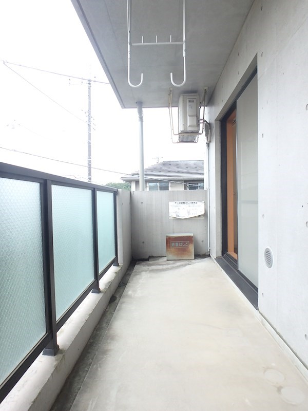 M＆E Court 広いベランダ