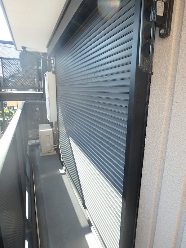 コーポ小杉 安心のシャッター付き