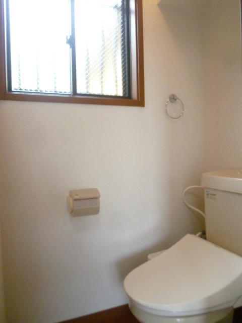 ブルーム 窓付きトイレだと風通しがいいですよね！